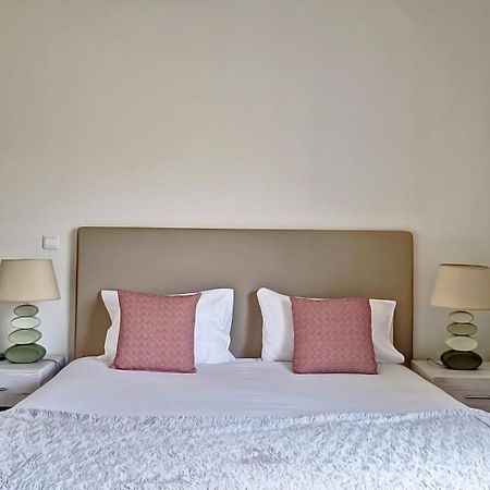 Villa Laura By Lovelystay Calheta  Kültér fotó